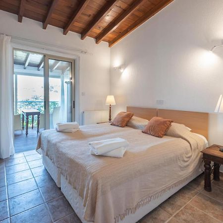 Adamos Hotel Apartments Tochni Eksteriør bilde